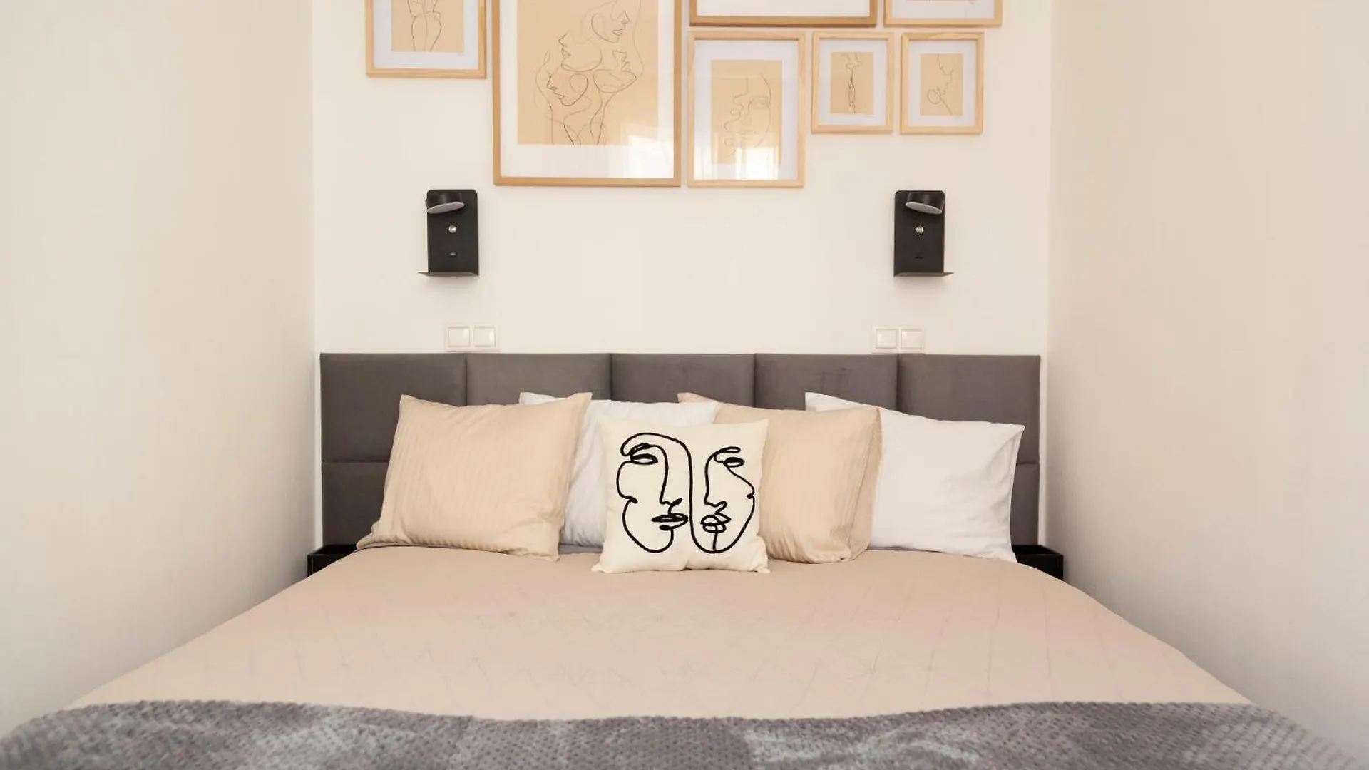 Perfect Place In The Center With Fast Wifi And Free Parking At Riverside Budapest